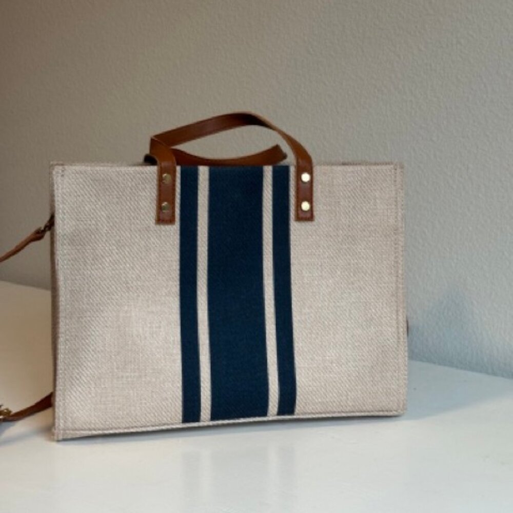 Medium Tote - Picture 2 of 4